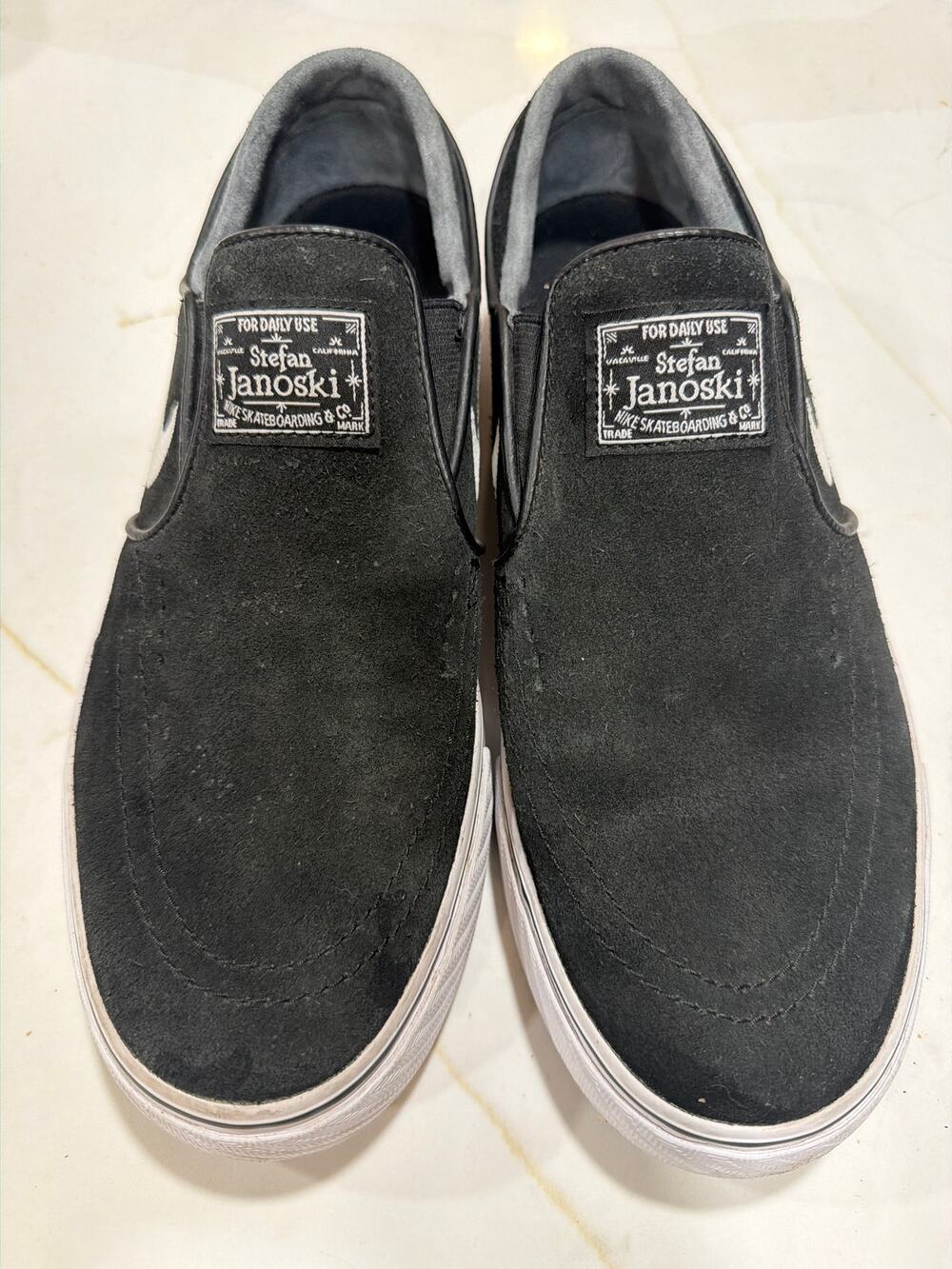 Nike Men's Sz 8 SB Zoom Stefan Janoski Slip-On shoes black Suede white swoosh